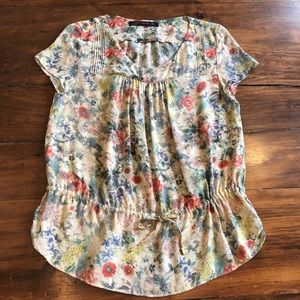 Banana Republic cap sleeve floral blouse